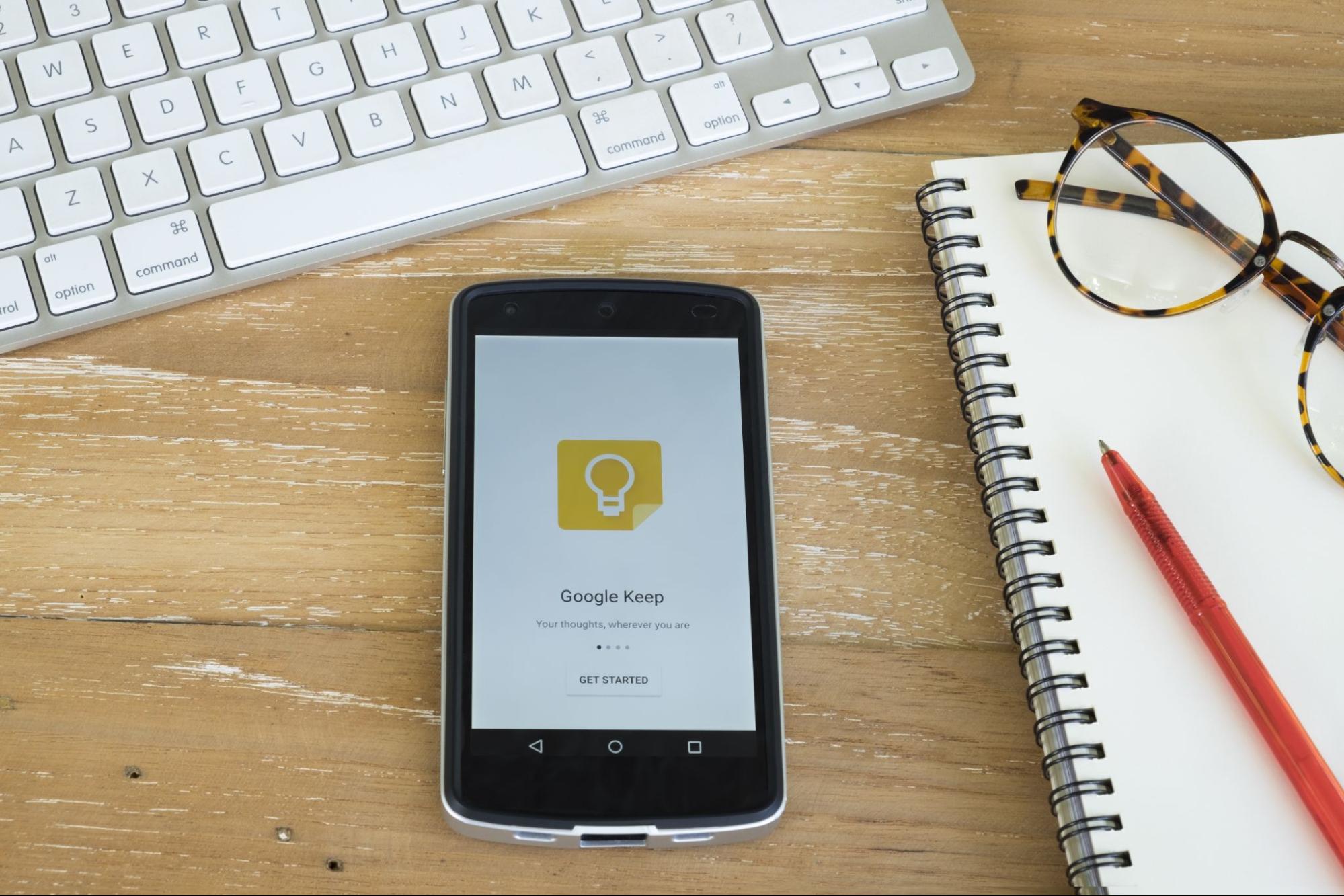 Google Keepなら名刺管理が無料！管理方法やデータ共有機能